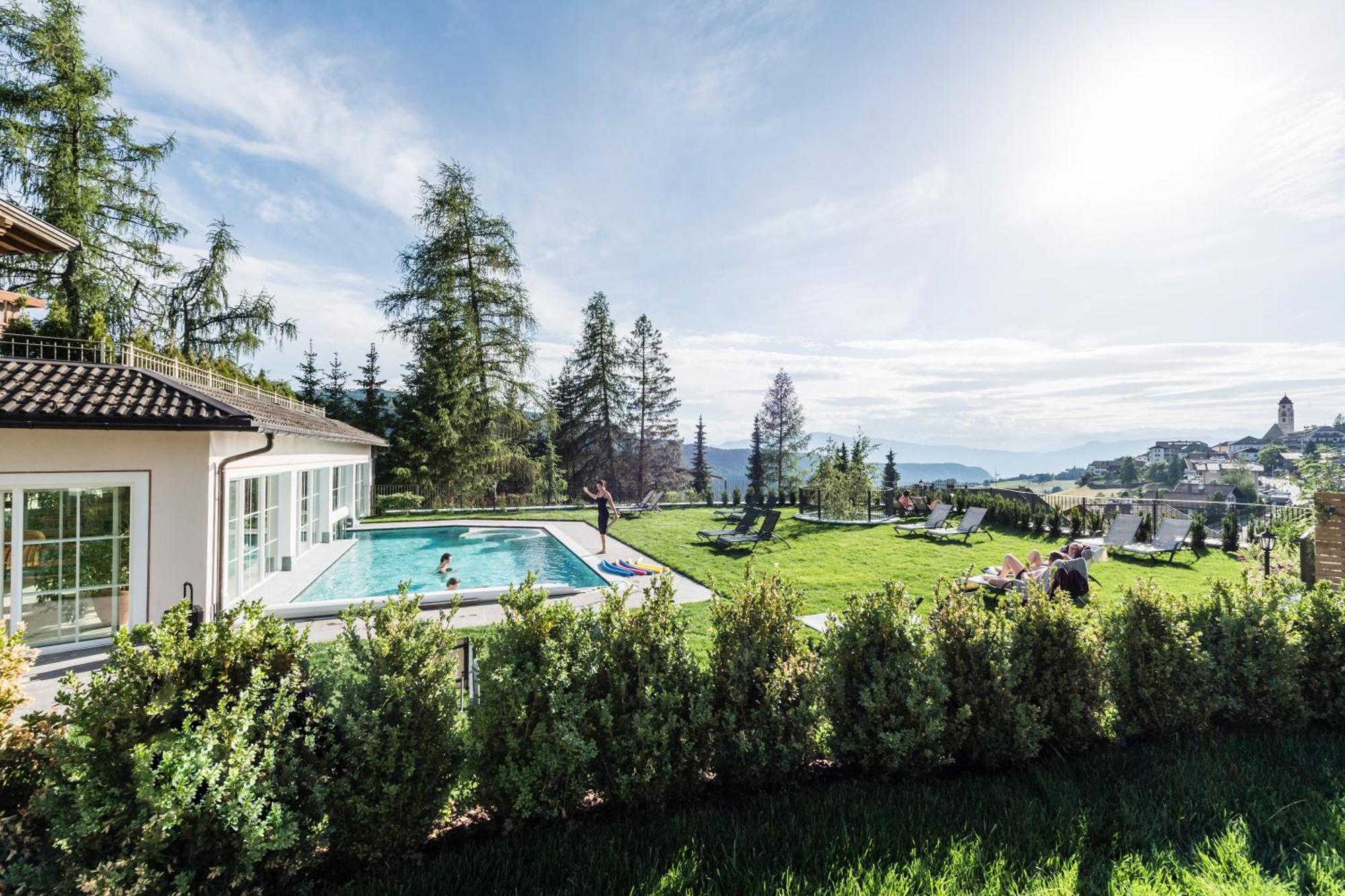 Wellnesshotel Erica Nova Ponente Eksteriør billede